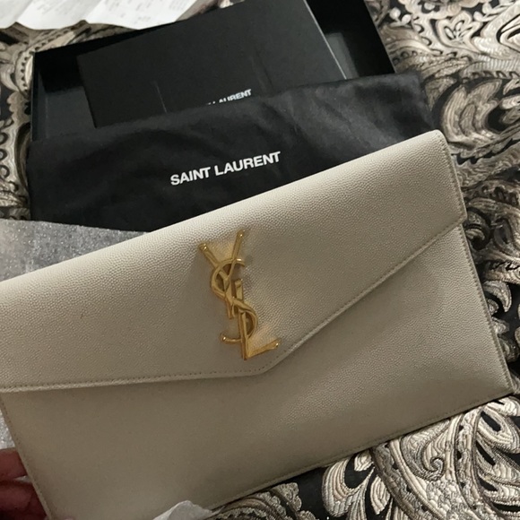 Ysl Hand clutch - Picture 3 of 4